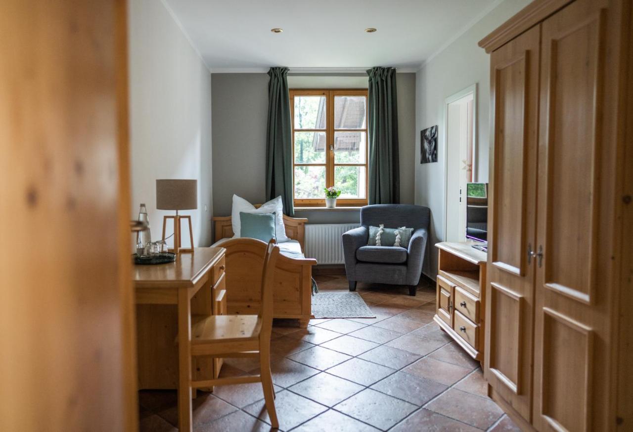 Tegernseer Hof Hotel 3*